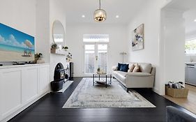 Courthouse - Family Retreat Near Bendigo Cbd